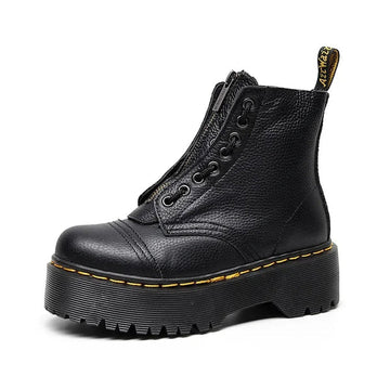Comfortable women's platform boots for casual outdoor wear