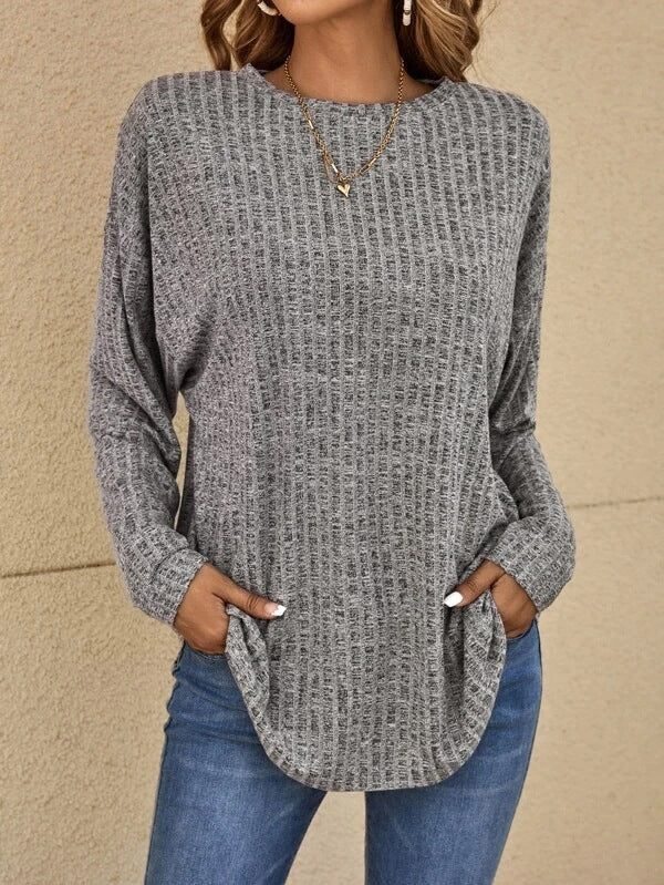 Women's long sleeve round neck spliced striped t-shirt for autumn and winter